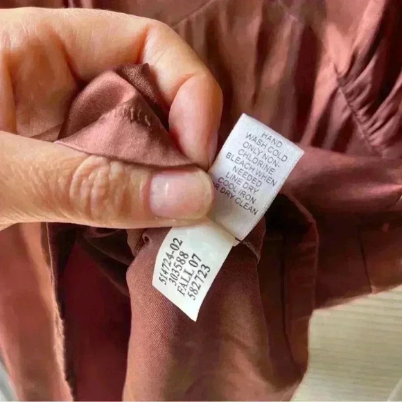 Silk 94% brown blouse excellent condition tag removed - Picture 5 of 5